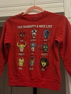 Marvel "Naughty & Nice List" Graphic Long Sleeve Sweatshirt